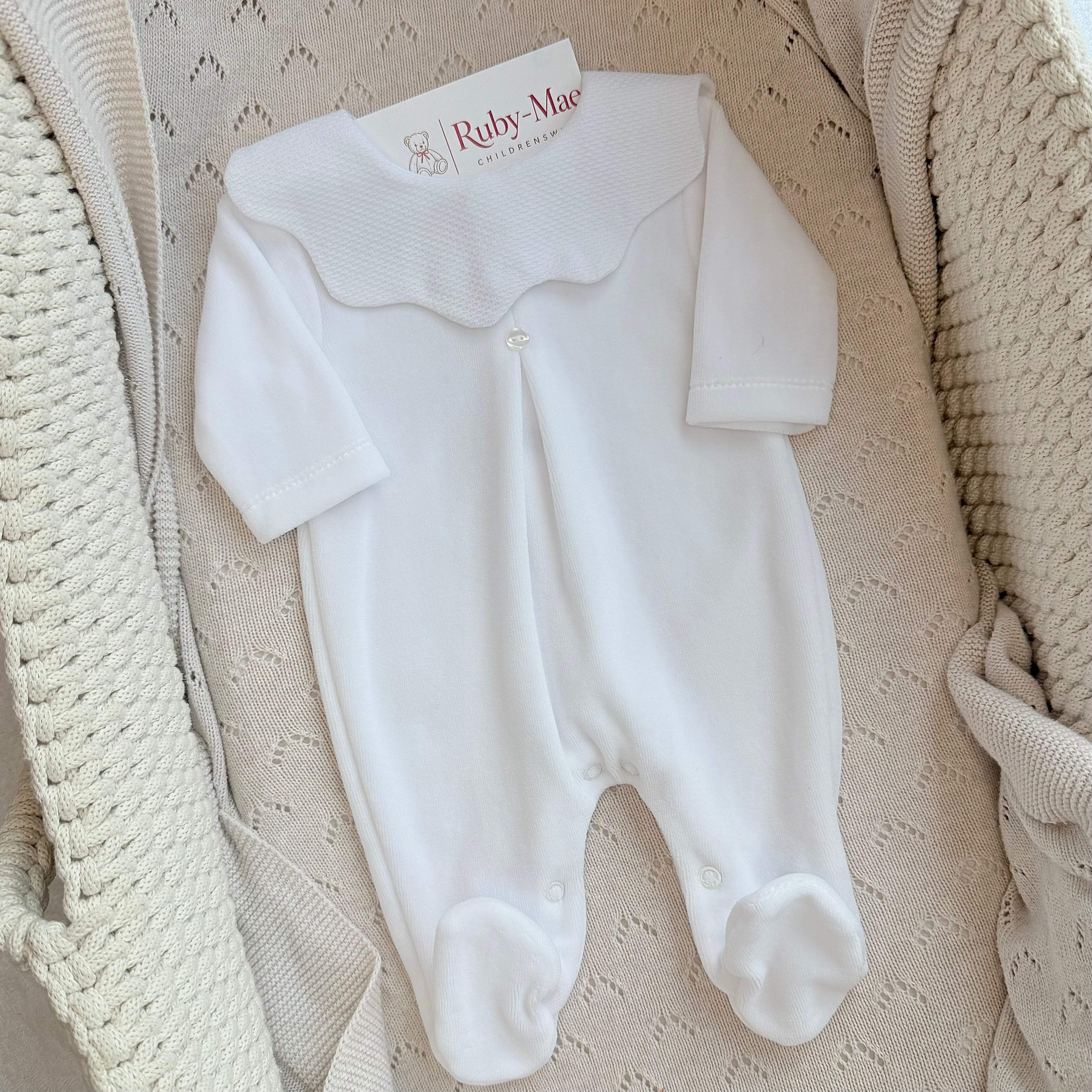 
                  
                    White Scalloped Collar Cotton Velour Baby Sleepsuit
                  
                