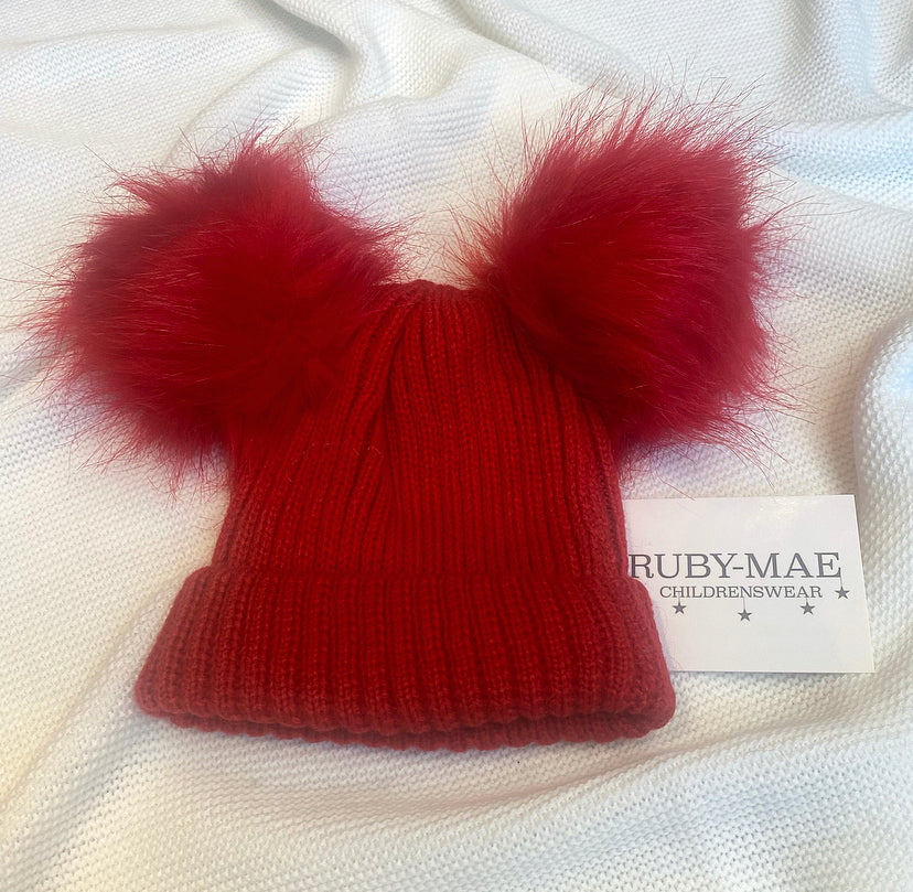 
                  
                    Red Ribbed Double Pom Pom Hat - Ruby-Mae Childrenswear
                  
                