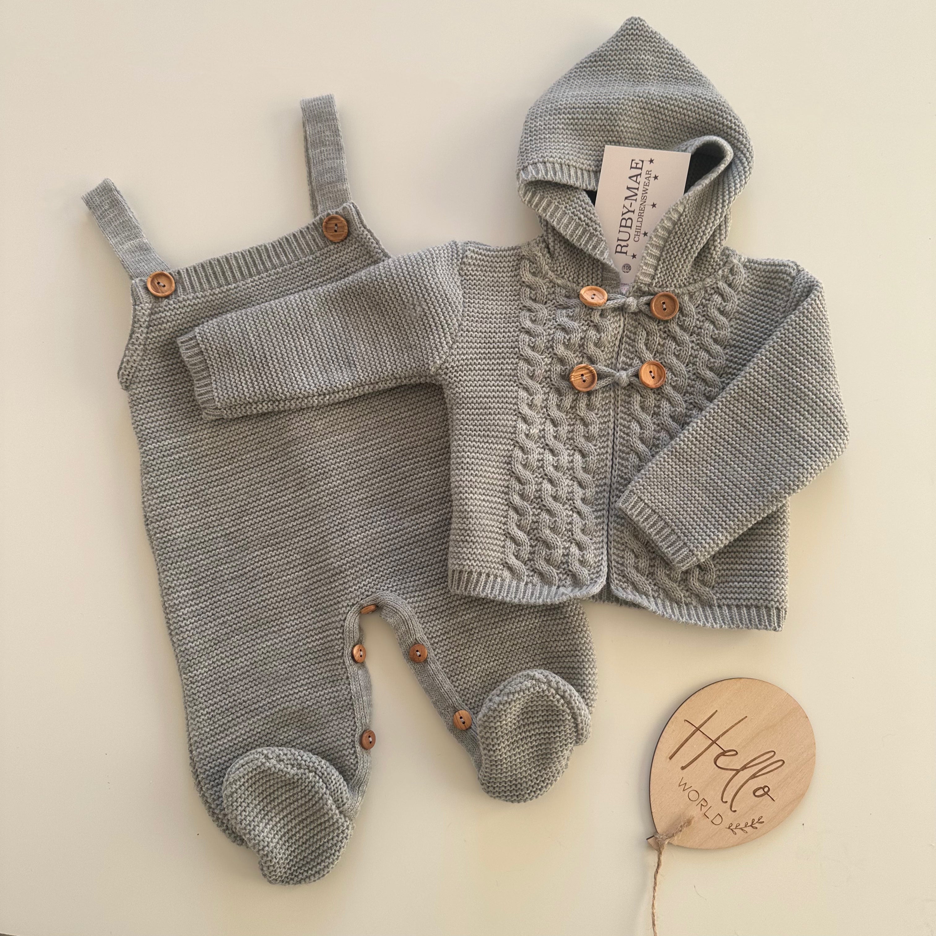 
                  
                    UNISEX Grey Knitted Long Leg Dungaree With Matching Pom Pom Jacket Outfit Set
                  
                